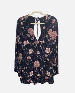 Forever 21 Sz M Black Floral Print  