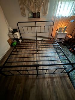 Bed frame king size