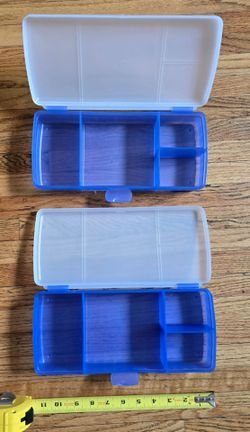 Tupperware Lunc 'N Things $14. Pick-up In Aurora.