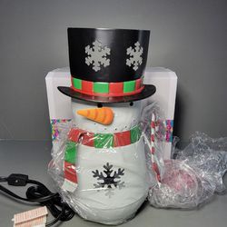 Scentsy "Snow Day" Snowman Full Size Metal 3D Warmer Box Snowflake Cutout 2021