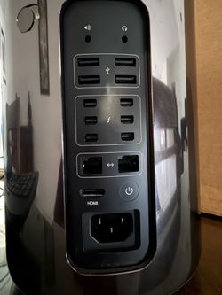Apple late 2013 Mac Pro, 3.0GHz  8-Core, 64gb RAM, 512 SSD, Dual D700 12GB
