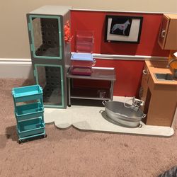 Our Generation Vet Clinic For 18 Inch Dolls