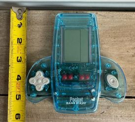 Handheld Electronic Pocket Game WORKING batteries not included just $3
