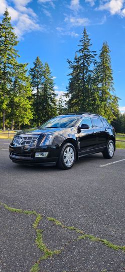 2011 Cadillac SRX Luxury Collection

137k miles 
VIN: 3GYFNDEY5BS619314
Vehicle Details 
Runs and drives 
No mechanical issues 
Engine sounds very goo