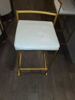 4 White Pleather Barstools w Gold Legs