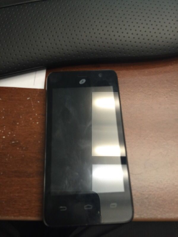ZTE Tracfone Z752C