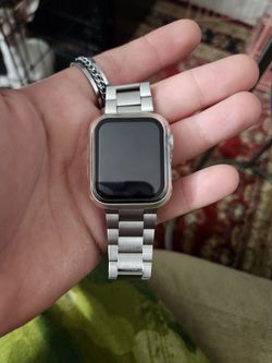 Selling my apple watch.
