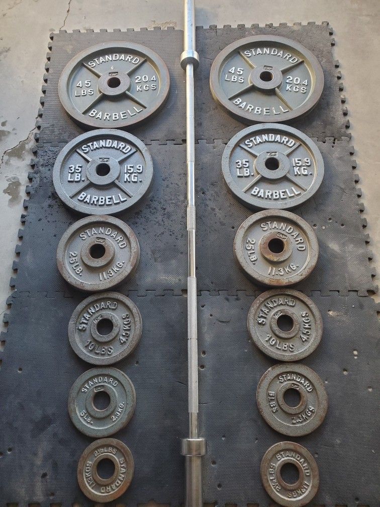 Complete Olympic Weight Set WithBar & Set of Clamps..295lbs all together read Descriptio below