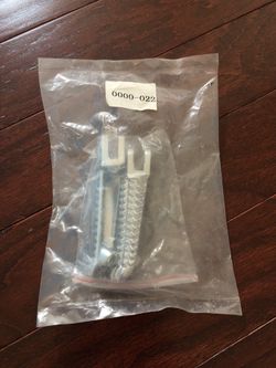 New rear motorcycle foot pegs