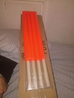 Bright orange flags for trucks and trailers 4,pk