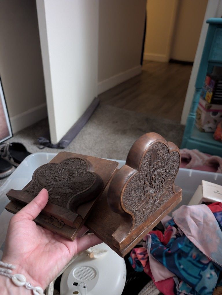 one of a kind design antique hand carved foldable bookends