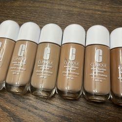 Clinique Even Better Clinical Vitamin Makeup Broad Spectrum SPF 45 Foundation