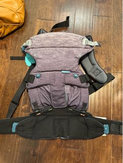 Infantino baby carrier