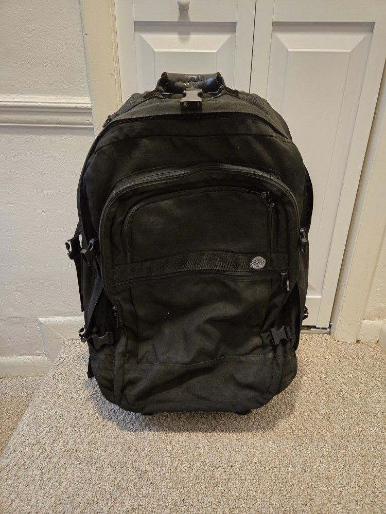 Eagle Creek 28 inch black luggage black canvas