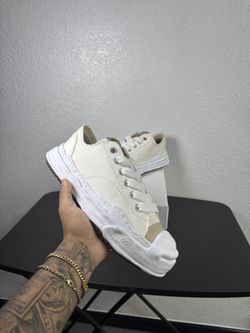 White Maison Miharas