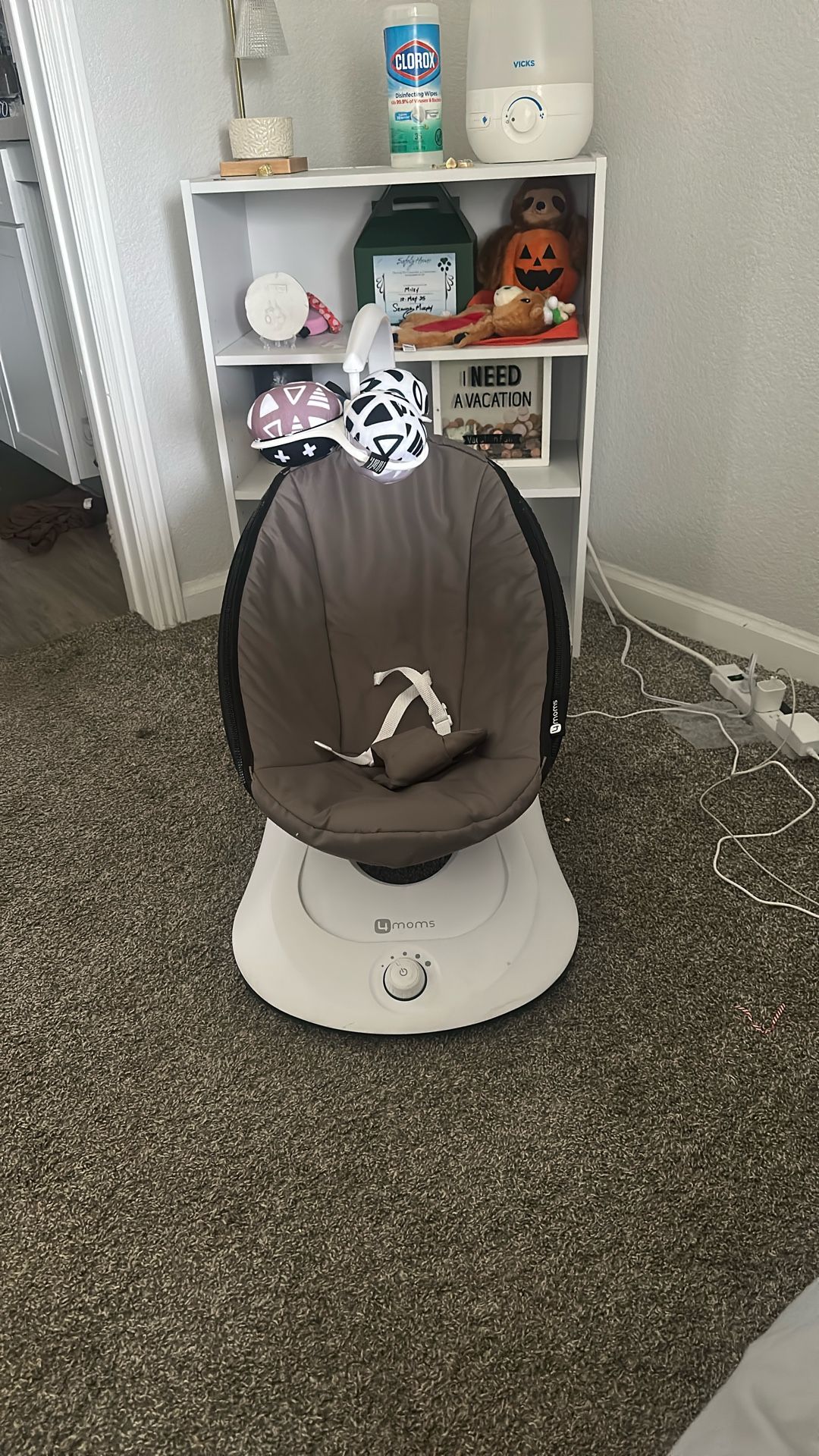 MamaRoo Baby Swing