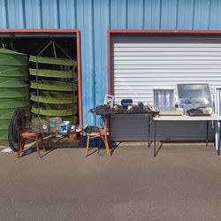 Large Collection Of Growing Equipment 