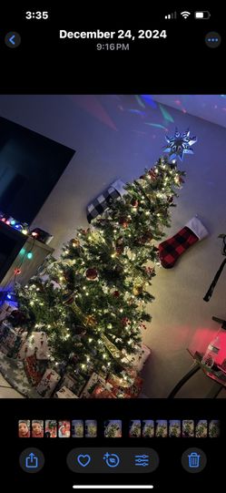 6ft Pre-lit Christmas Tree