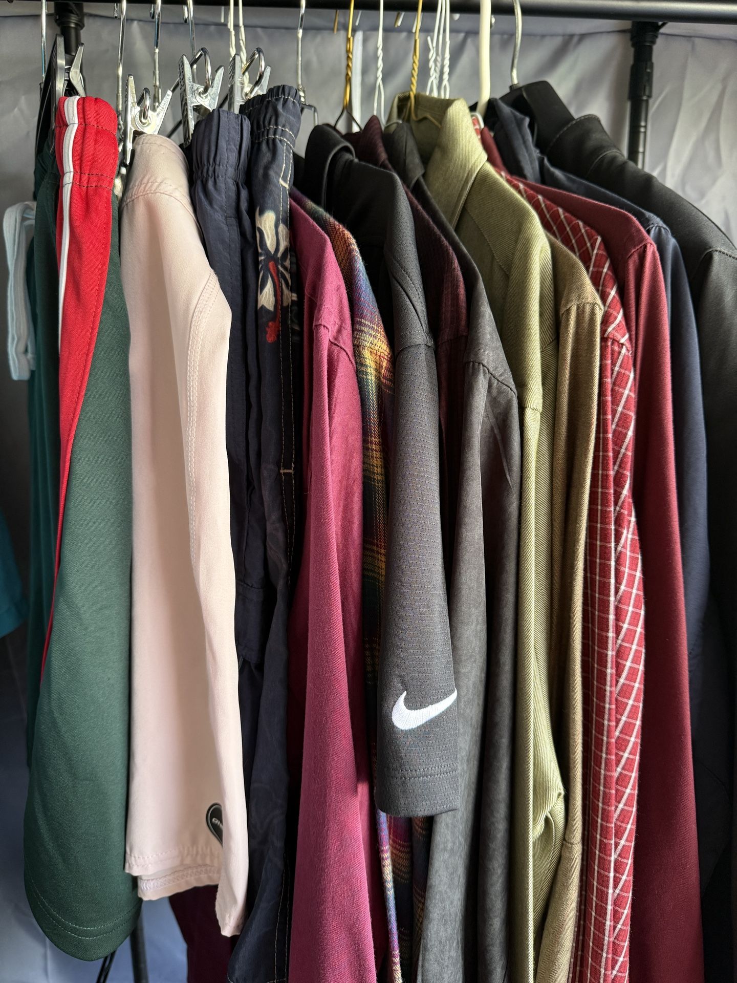 38 Men’s Size Medium Shirts, Shorts & Jackets Lot Of 38 