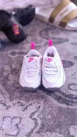 Crib shoes