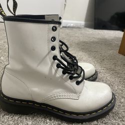 Doc Martens Size 8