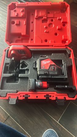 Milwaukee laser