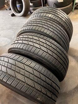 4 SEMI NEW 27550R22 BRIDGESTONE DUELER ALL SEASON tires for $550 installed and balanced. 90%+ TREAD ON THESE TIRES . 27550R22 275 50 22 275 50 R 22 2
