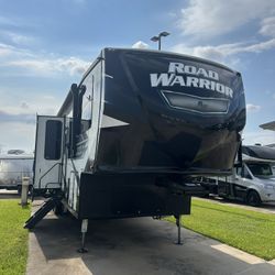 2021 Heartland Road Warrior 351