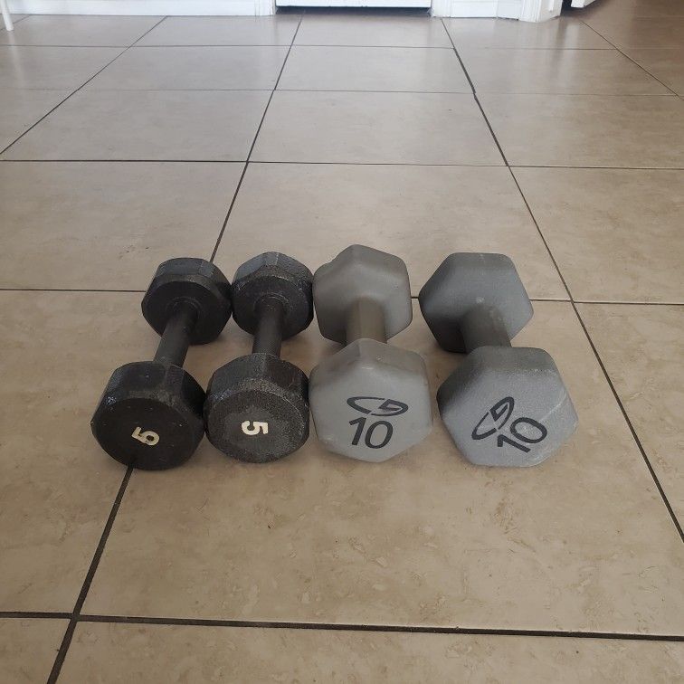 Set Of 5's And 10's Dumbbells ✨️