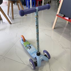 Bluey scooter great Condition 