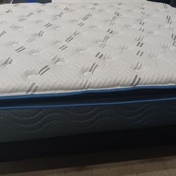 *Black Friday Now!!!---Hudson Bay Cool Comfort Queen/King Mattress And Foundation Sets---From $799!!!---Delivery And Financing👏