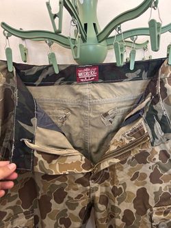 New Never Used XL Camo Cargo Pants