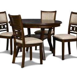 Pemberly Row 5-Piece Dining Set for 4