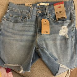 Levi Mid Length Shorts 