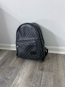 Gucci GG Supreme Black Backpack - Excellent Condition - Urgent Sale!⁠