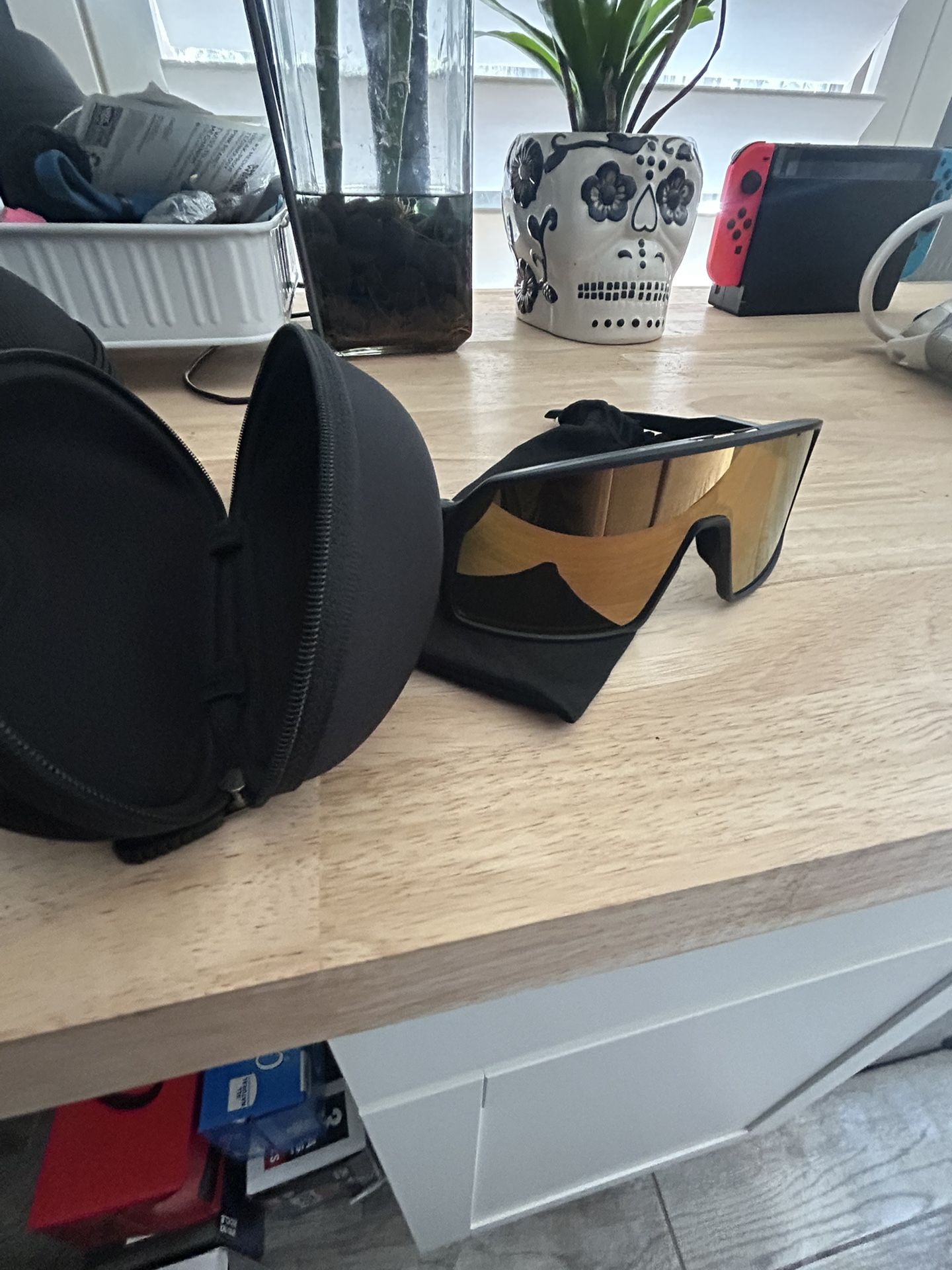 New Oakley Sutro Sunglasses 