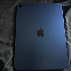 iPad A2696 Blue *NOT WORKING/FOR PARTS*