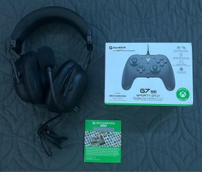 Xbox controller and headset