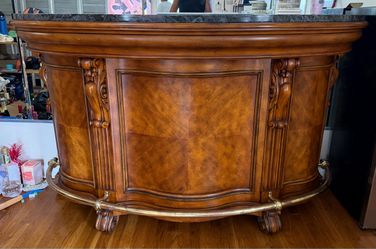 Luxury Home Bar