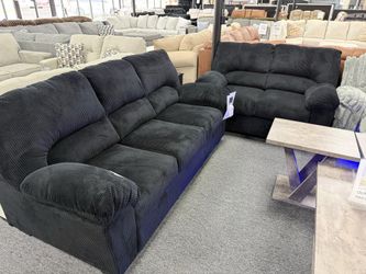 Black Sofa & Loveseat. 🚚WE DELIVER🚚
