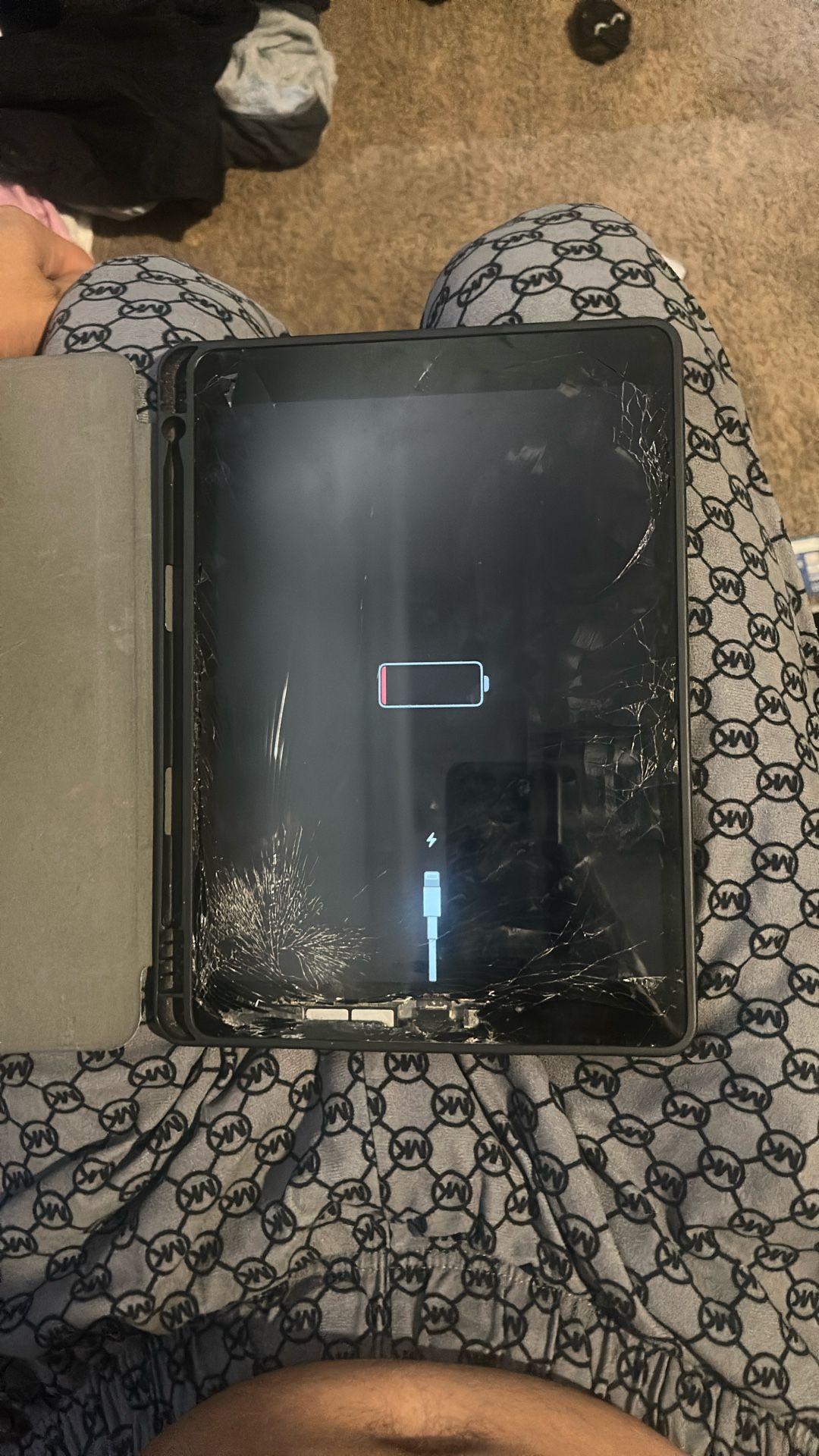 Ipad Ninth Generation Works Perfectly Fine Just Need Screen And Button And