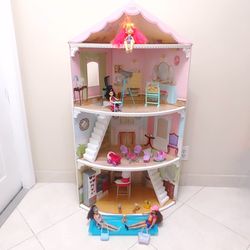 KidKraft Corner Barbie Dollhouse with Accessories