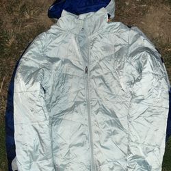 The Northface Women’s Puffer Jacket Size Large 