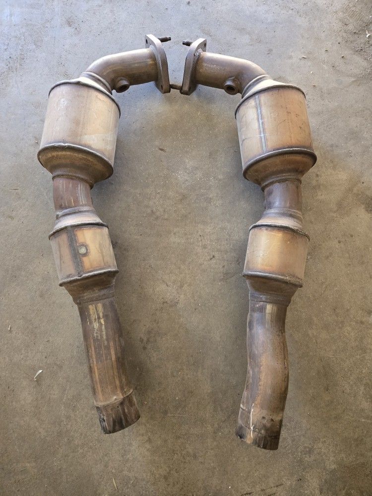2010 Chevy Camaro SS Mufflers/Exhaust OEM