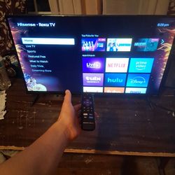 Hisense 32 Inch Roku TV 