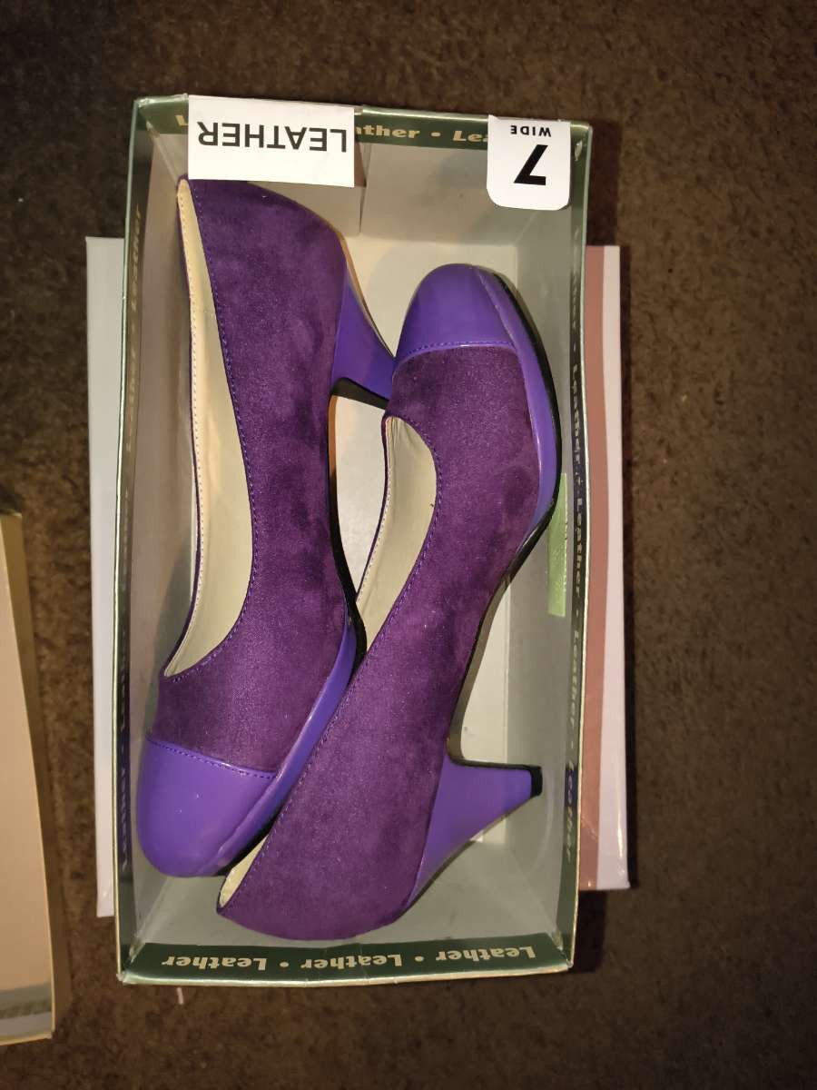 Beautiful Heels Never Worn