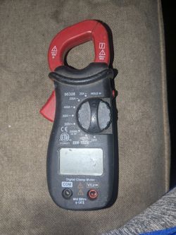 Digital Clamp Meter