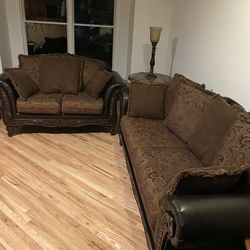 Living Room Set With End Tables 