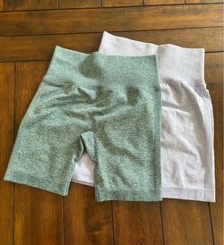 Set of 2 Seamless WorkOut Shorts