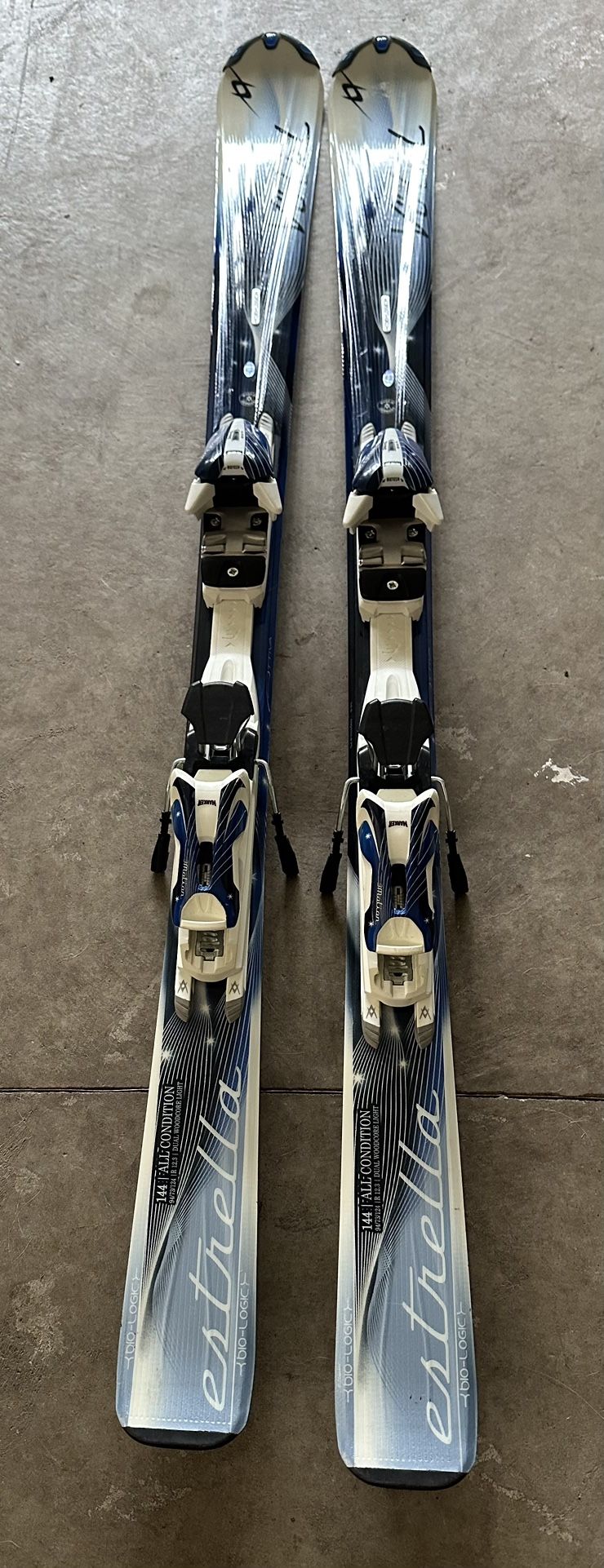 Volkl Estrella Women’s Skis 144 cm w/fully adjustable Marker Bindings